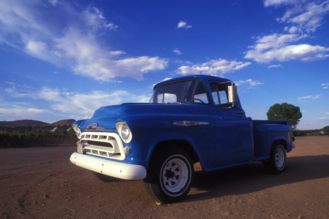 USA90 Blue Truck in Utah